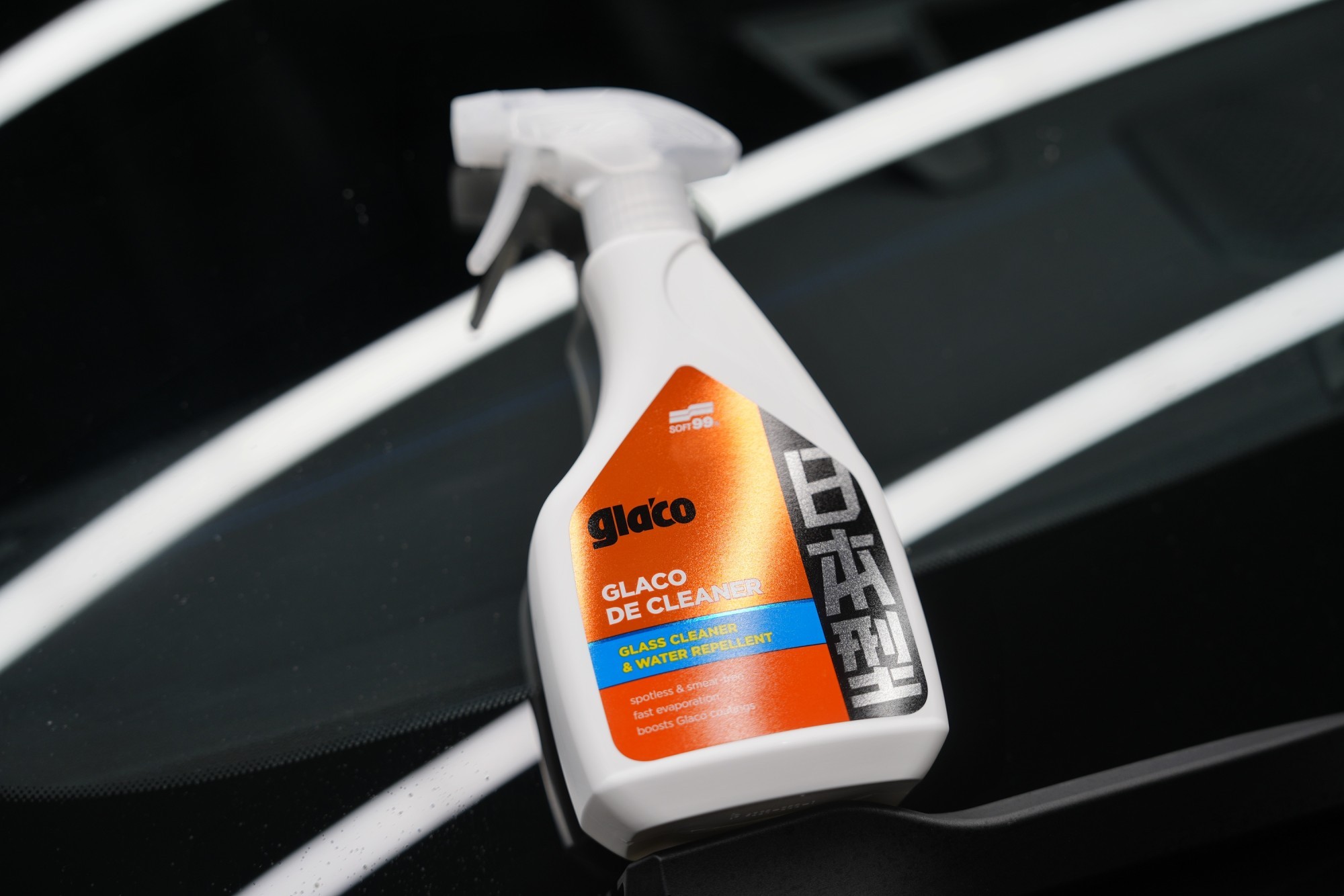 Soft99 Glaco De Cleaner – osvedčený 3v1 čistič skiel v novom kabáte