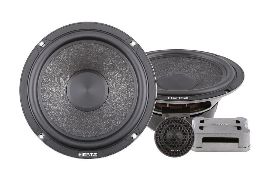 Je možné zapojiť nové reproduktory na továrenské autorádio?