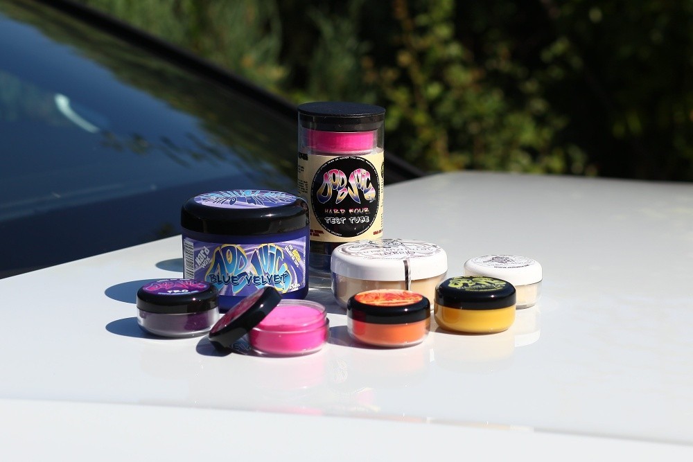 Karnaubský alebo syntetický vosk?