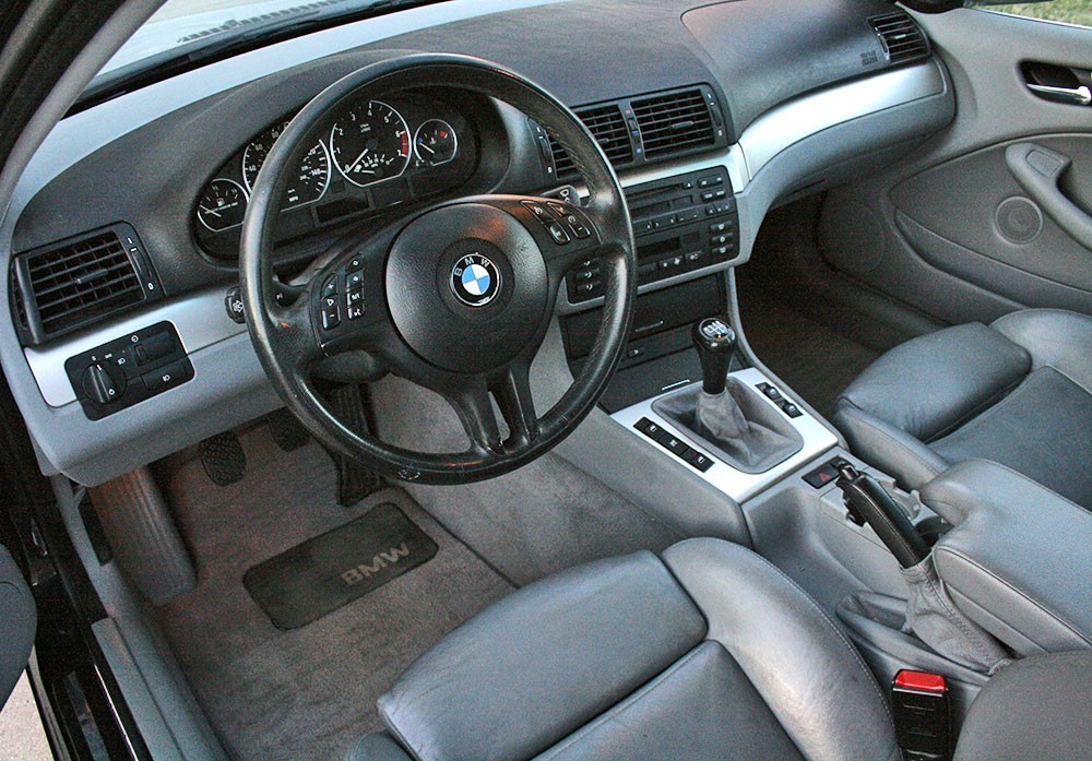 Čo je potrebné k montáži aftermarket autorádia do BMW E46