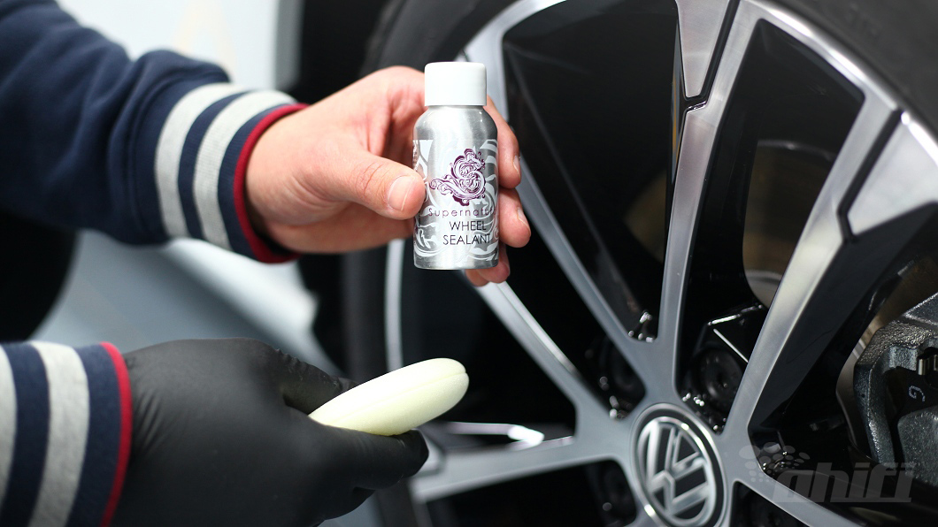 Aplikace keramické ochrany kol