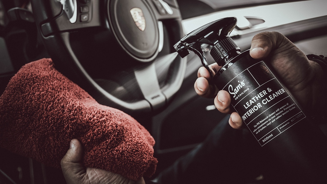 Čistič na kožu a interiér Sam's Detailing Leather & Interior Cleaner