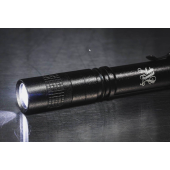 Vreckové inšpekčné svetlo Auto Finesse Swirl Seeker