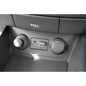 USB + JACK konektor Hyundai