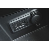 USB + JACK konektor Hyundai