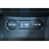 USB + JACK konektor Hyundai