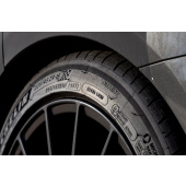 Čistič pneumatík Auto Finesse Tread Tyre Cleaner (500 ml)