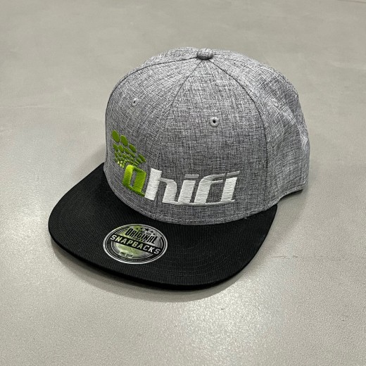 Snapback s logom Ahifi (šedá / čierna)