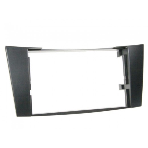Redukčný rámček autorádia pre Mercedes E-Class