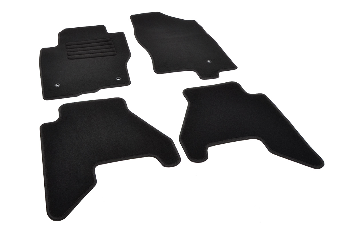 E-shop Textilné autokoberce Rigum pre Nissan Navara (2010 - 2016), Pathfinder (2010 - 2016)
