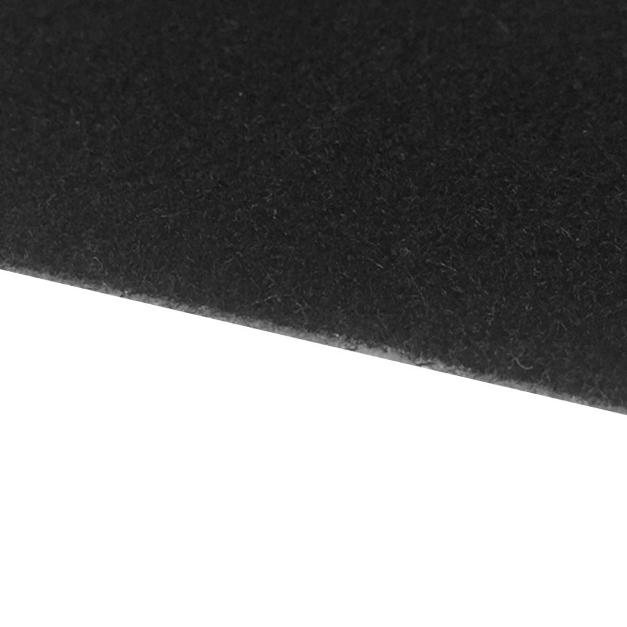 E-shop Čierny poťahový koberec SGM Carpet Black
