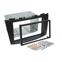 rámik autorádia 2DIN Suzuki Swift